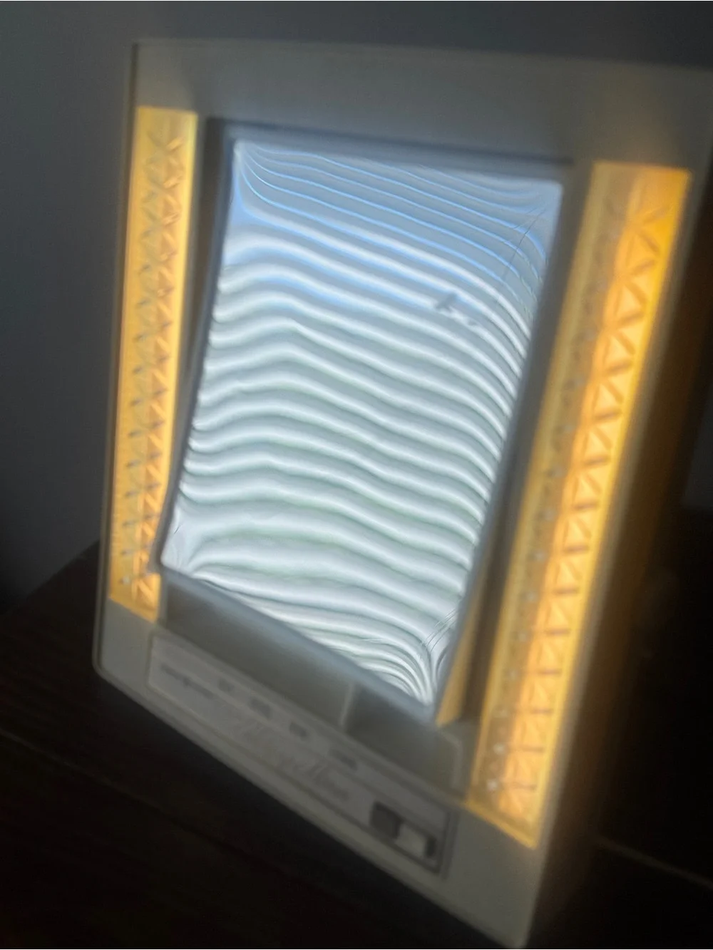 Vintage General Electric Lighted Make-up Mirror 2 Sided Four Settings GE B2IM-1